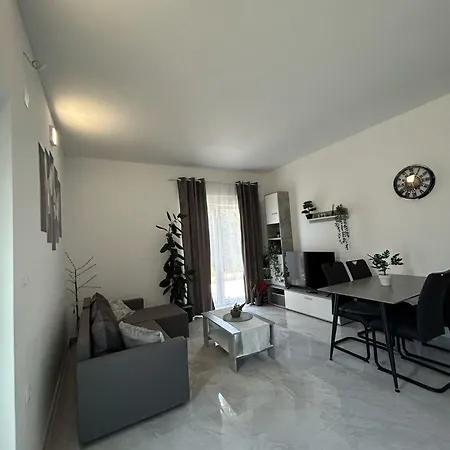 Apartment Marina Centar Vir