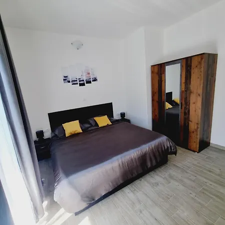 Apartment Marina Centar