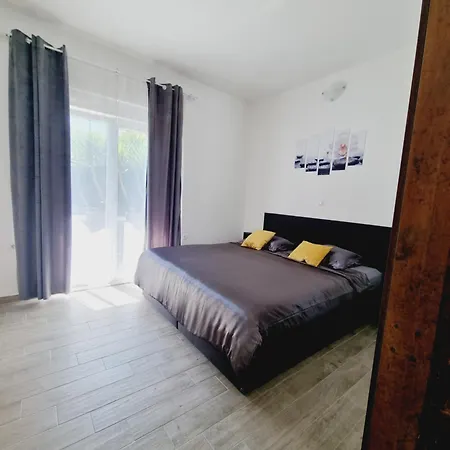 Apartamento Marina Centar