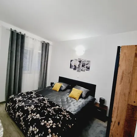 Apartamento Marina Centar