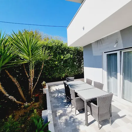 Marina Centar 公寓式酒店 维尔