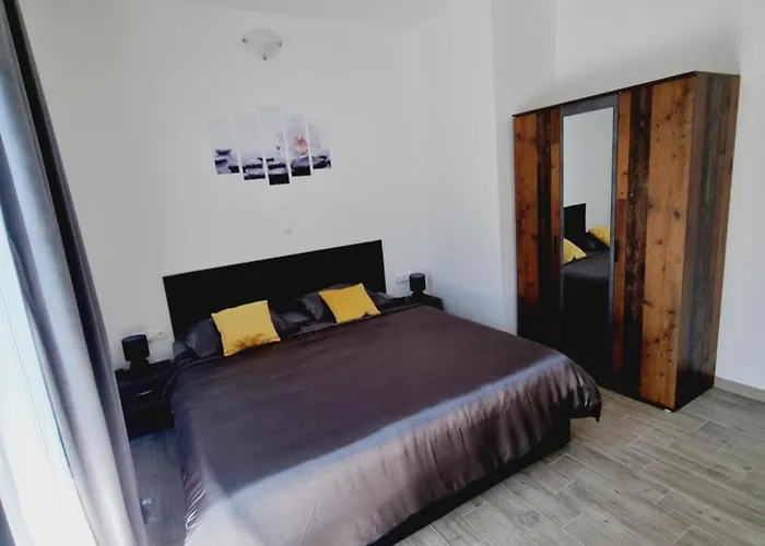 Апартаменты Marina Centar